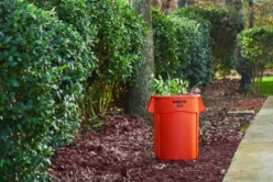 Brute Round Container, 44 gal, Plastic, Orange