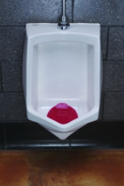 Slant7 with Terminator Urinal Screen, Forest Scent, Red, 5/B