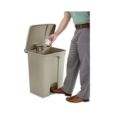 Large Capacity Plastic Step-On Receptacle, 17 gal, Plastic,